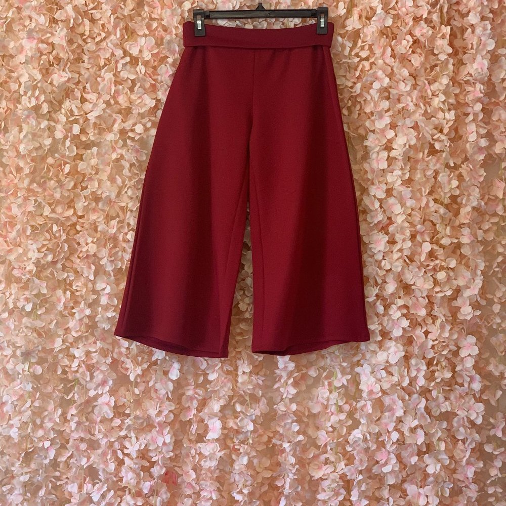 Women's Burgundy Wide Leg Capri Pants